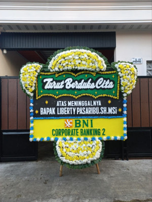Papan Bunga Duka di Pasir Bolang